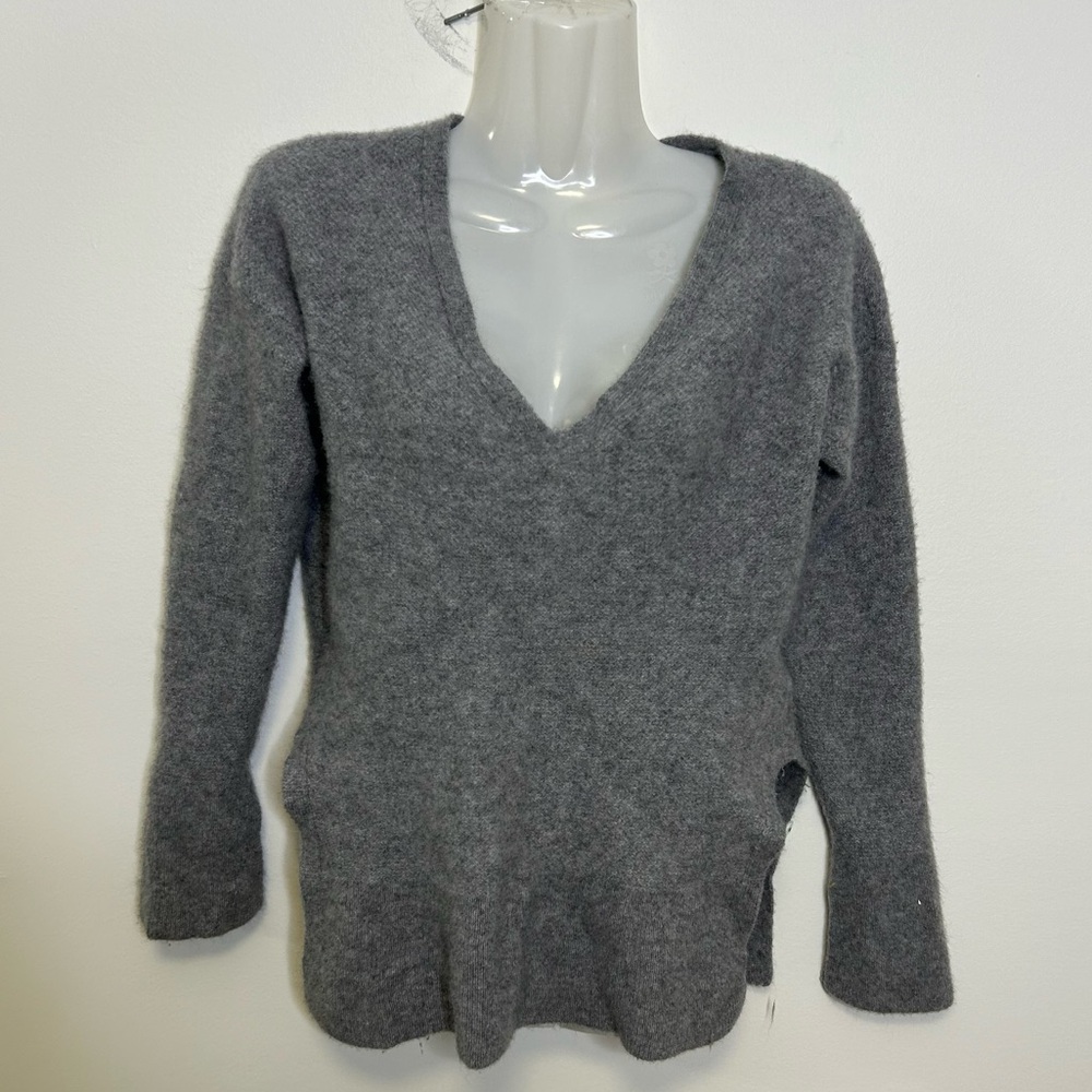 ◾️Hudson North 100% Cashmere V Neck Side /Split Sweater